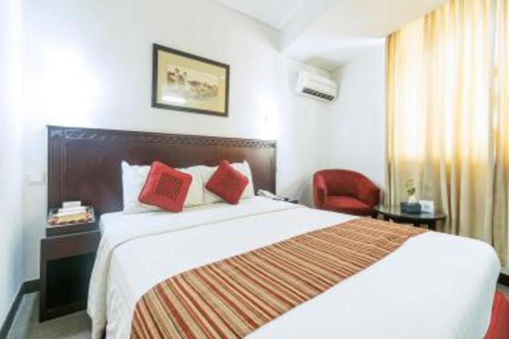 Sofyan Hotel Cut Meutia Jakarta Exterior photo